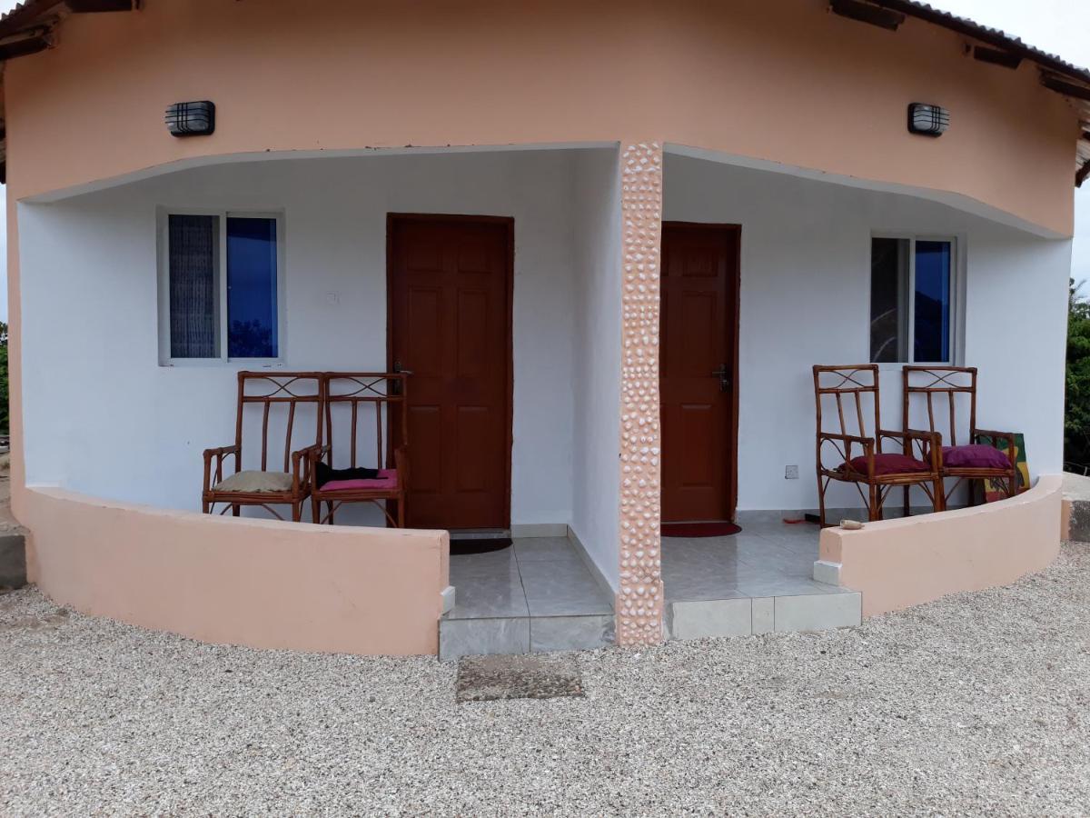 Kinkiliba Beach Lodge Sanyang Dış mekan fotoğraf